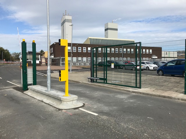 access-control-swing-gates
